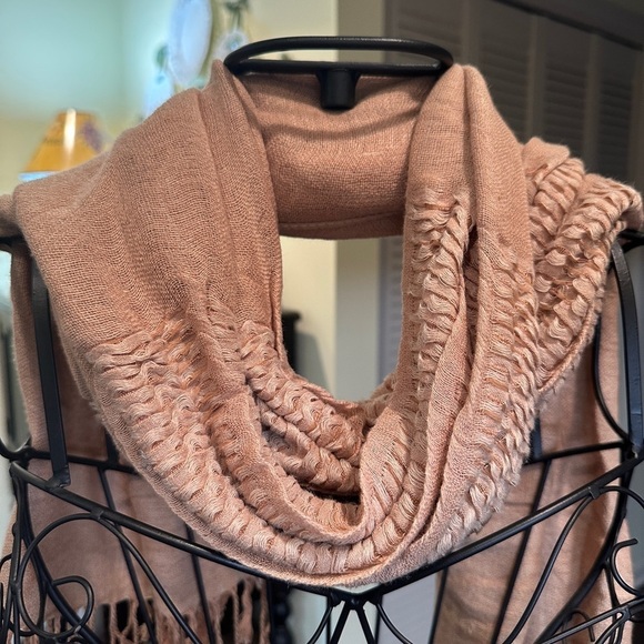 2 WOMENS SCARF WRAPS IN TURQUOISE & TAN. - Picture 5 of 9